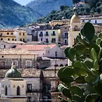 Bed & Breakfast Tenuta Terrarossa 3*