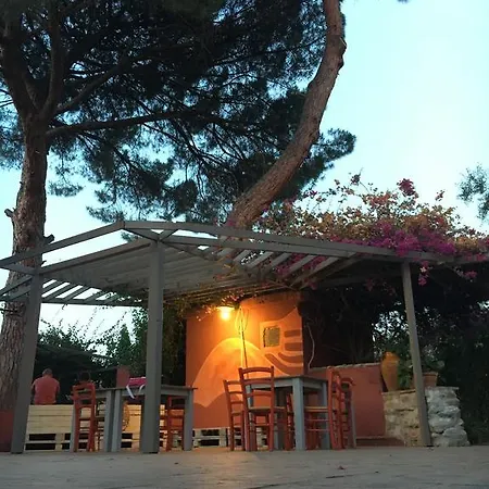 Bed & Breakfast Tenuta Terrarossa Rossano