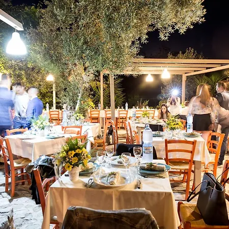 Bed & Breakfast Tenuta Terrarossa