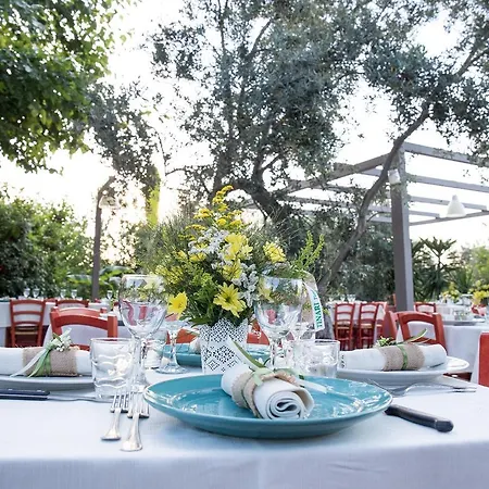 Bed & Breakfast Tenuta Terrarossa 3*