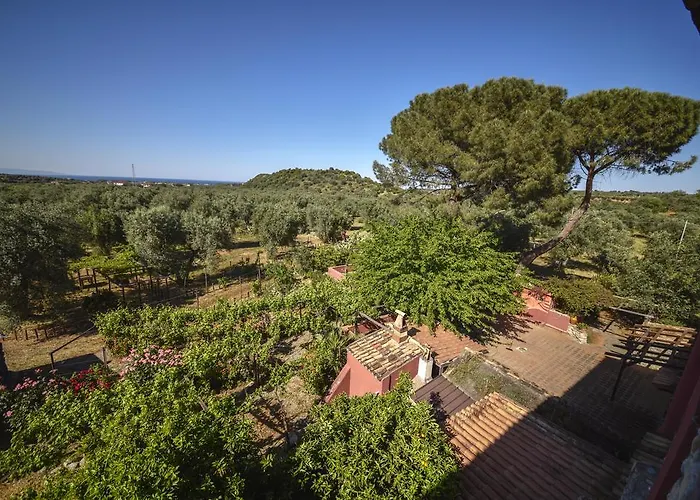 Tenuta Terrarossa לינה וארוחת בוקר רוסאנו