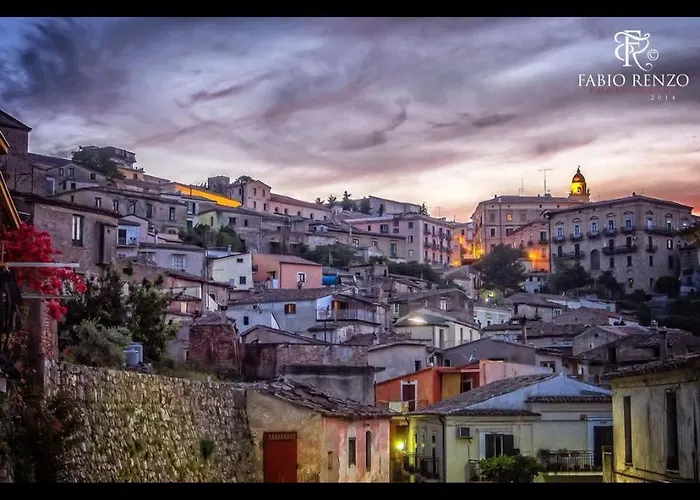 Tenuta Terrarossa לינה וארוחת בוקר רוסאנו
